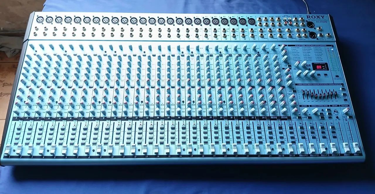  Mesa de Som Roxy Profissional 32 Canais