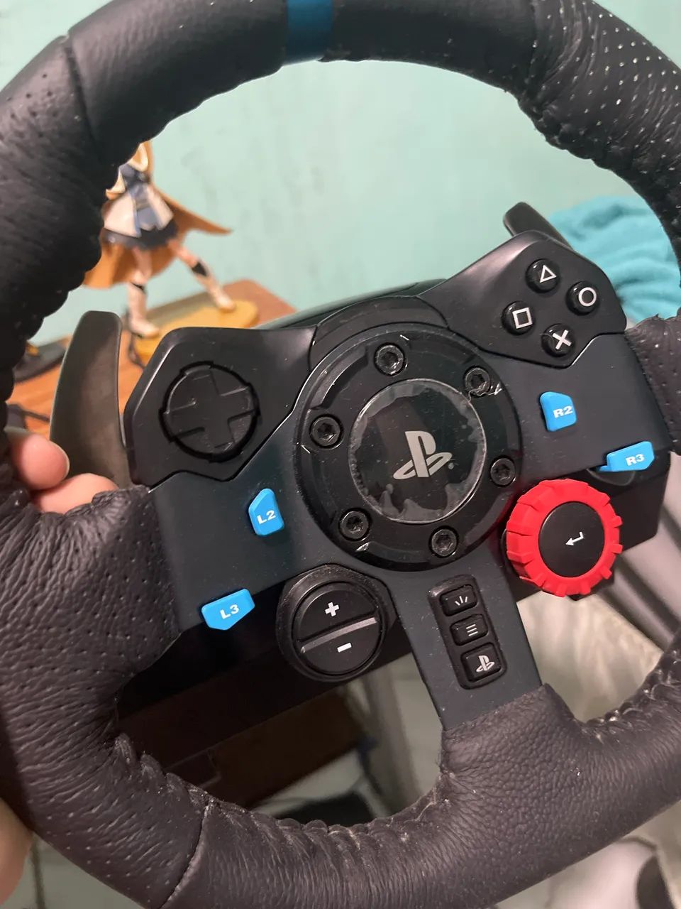 Volante logitec g29 com 4 meses de uso aproximadamente 