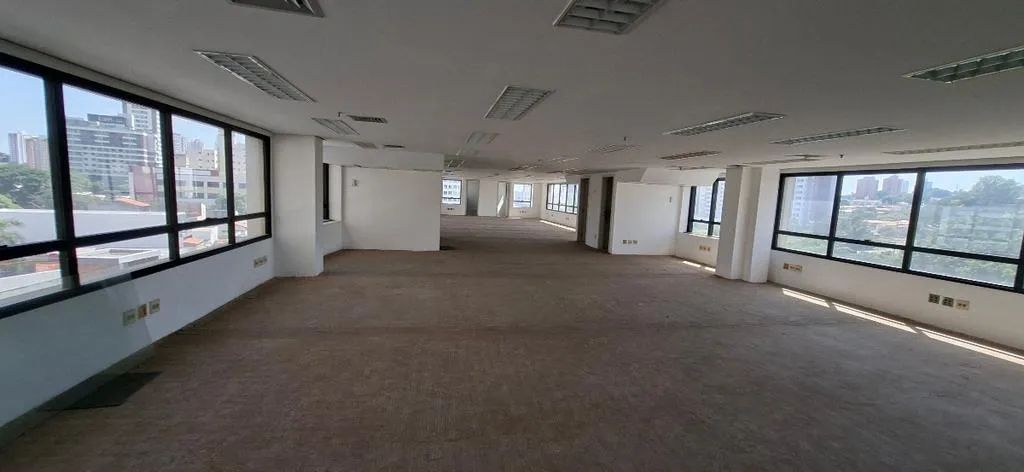 Sala para alugar em Campinas, Cambuí, com 226 m², Business Center - Foto 2