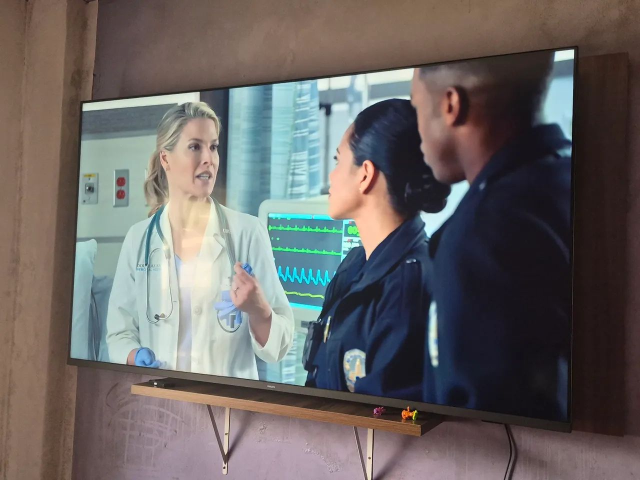 Tv smart 4k de 70 polegadas 
