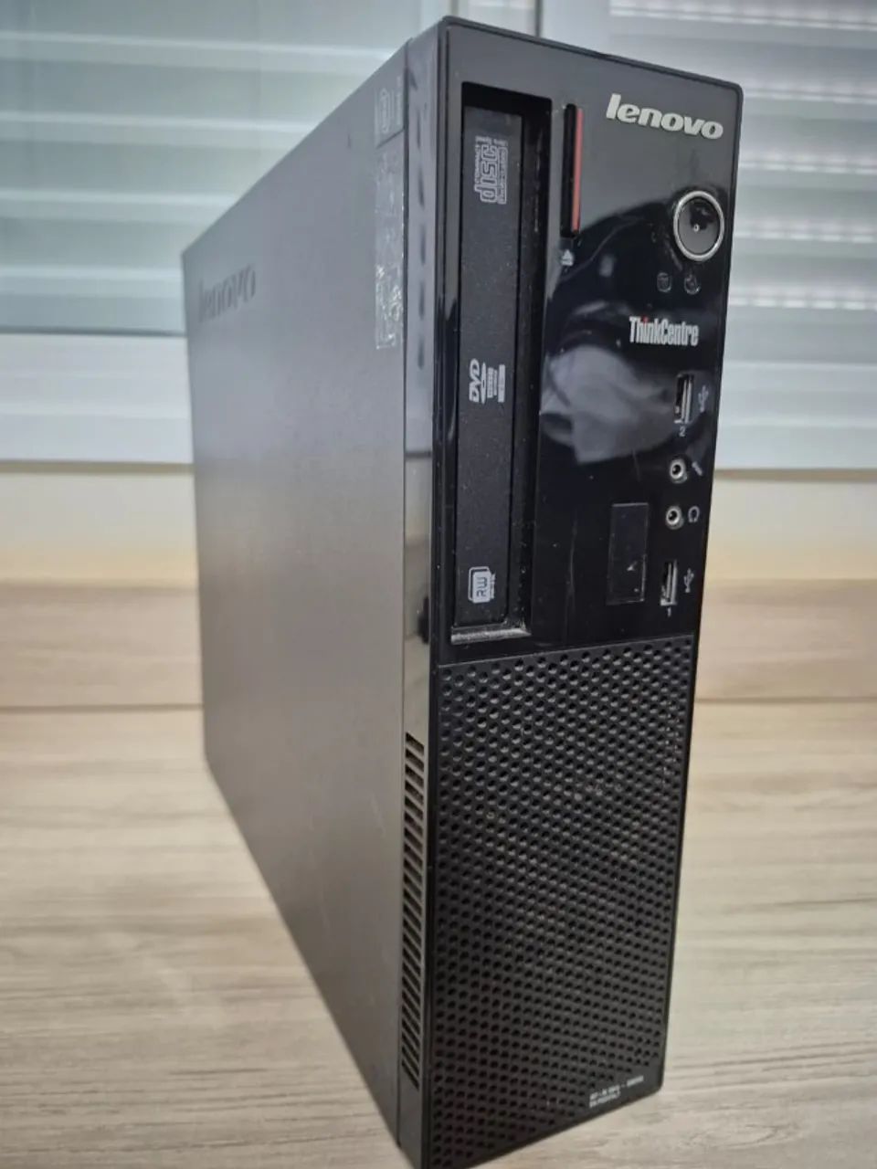 Computado (CPU) Lenovo - Intel I3 - 4gb ram - 500gb HD