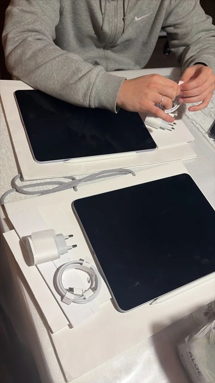iPad Air 13 polegadas M4 256 GB + Apple Pencil Pro novos e lacrados - Foto 4