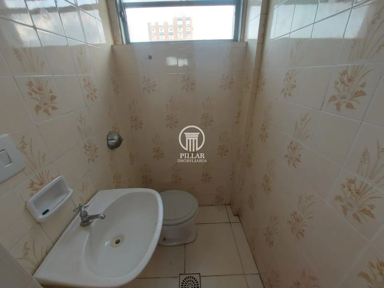 SALA COMERCIAL PARA LOCAÇÃO NO CENTRO  MONTES CLAROS/MG - Foto 3