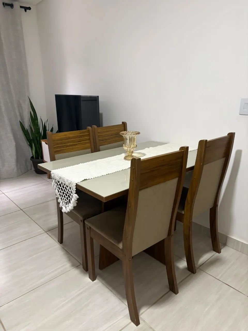 Mesa de jantar com 4 cadeiras - Foto 4