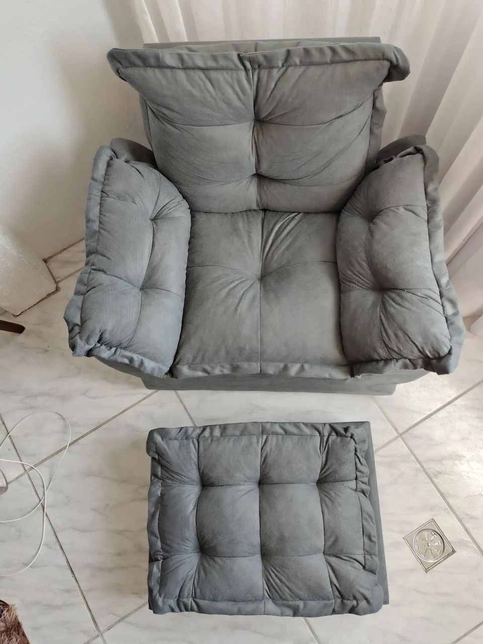 Poltrona com puff para os pés  - Foto 4