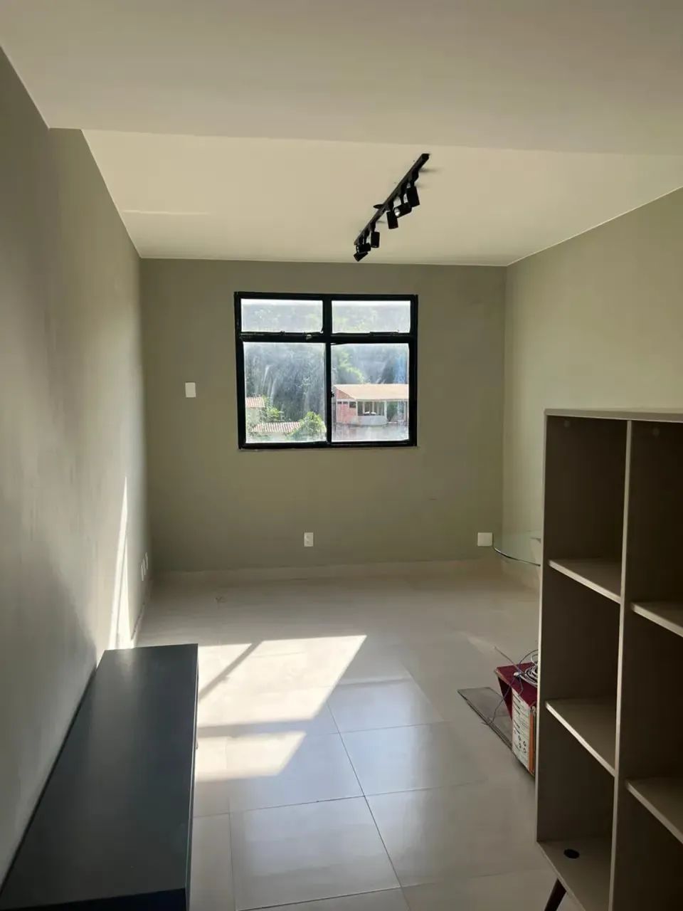 Ótima loja/escritório em mini shopping  Pendotiba