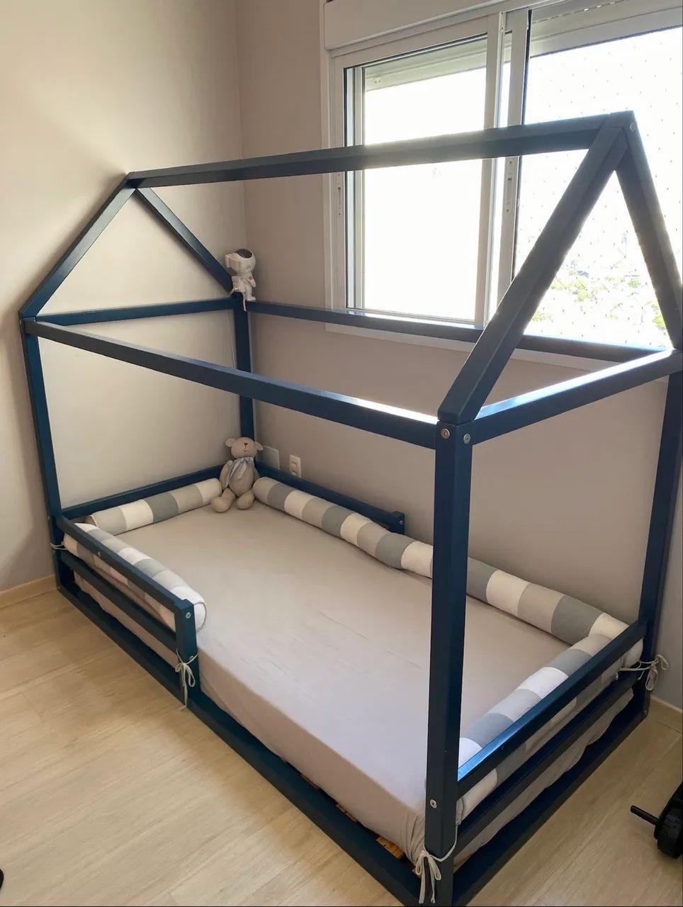 Cama Montessoriana infantil solteiro 