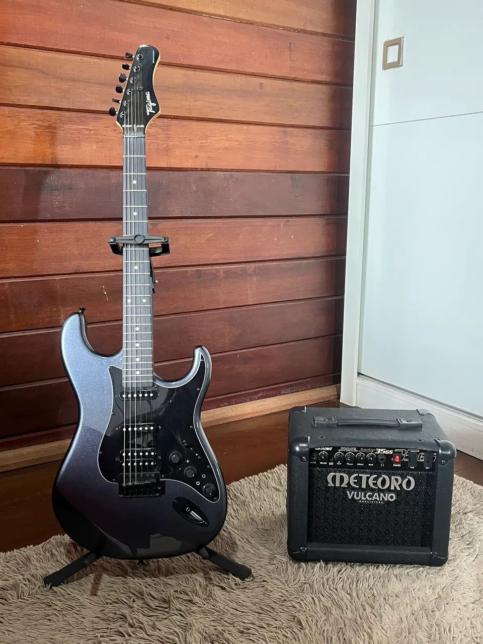 Guitarra e amplificador 