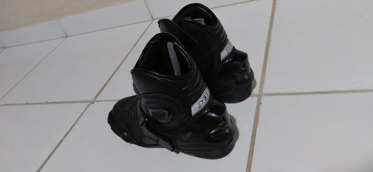 Bota impermeável x11