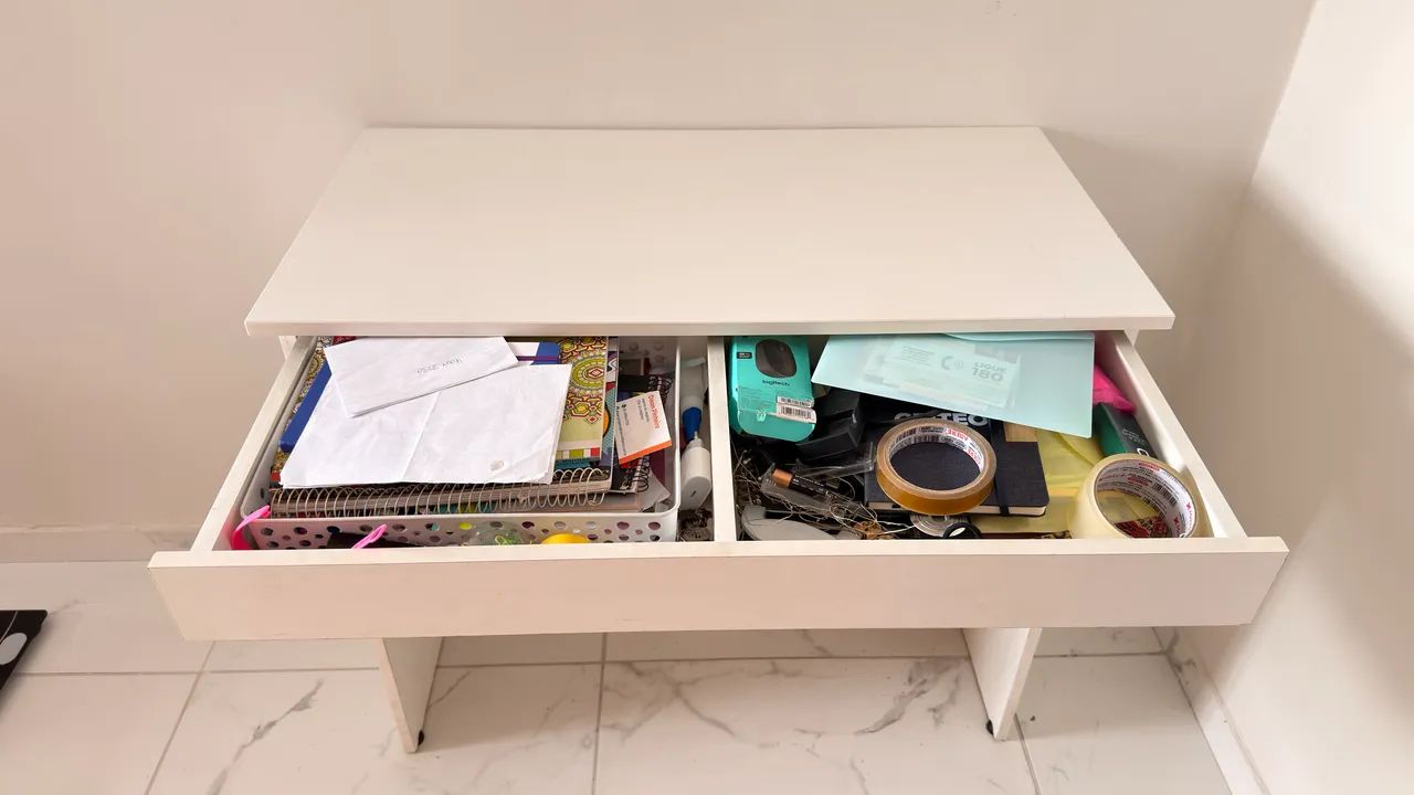 Mesa de estudos/escritório  - Foto 4