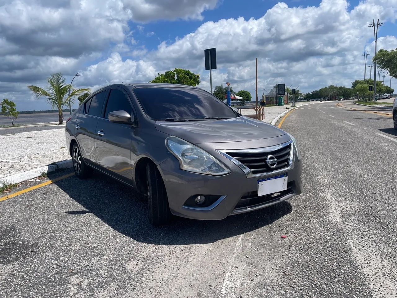 Nissan Versa 1.6 16V FLEXSTART SL 4P MANUAL 2016