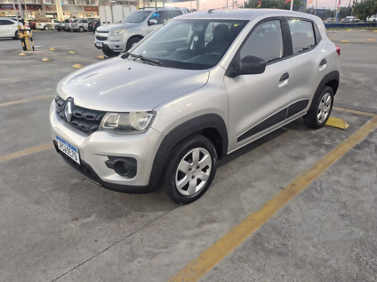 Renault Kwid KWID Zen 1.0 Flex 12V 5p Mec. 2018