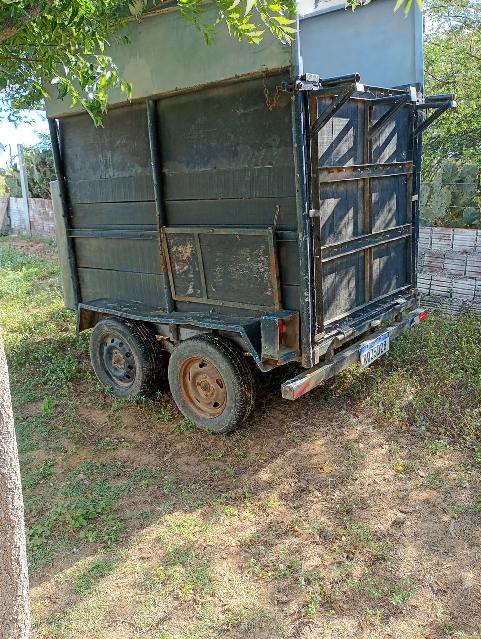 Vende-se Reboque Emplacado. Baixei o preço pra vender ligeiro! - Foto 4