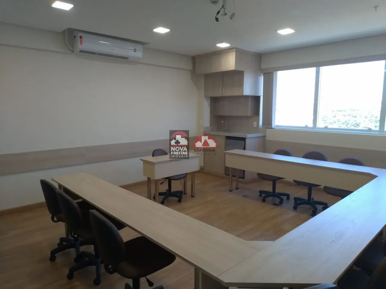 Comercial Sala em condomínio em Taubaté - Foto 2