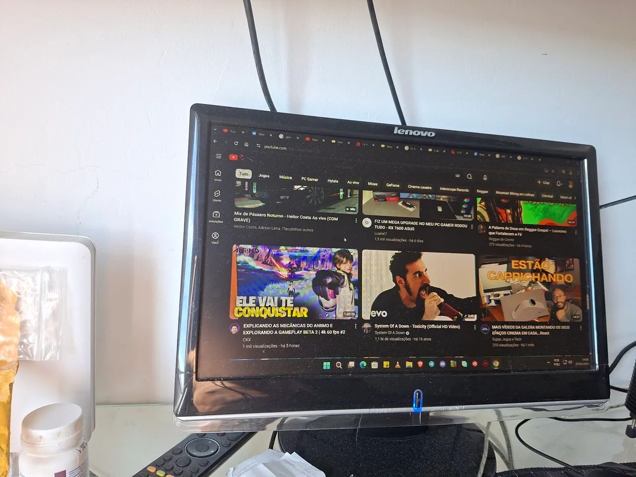 Monitor 19 polegadas VGA, HD