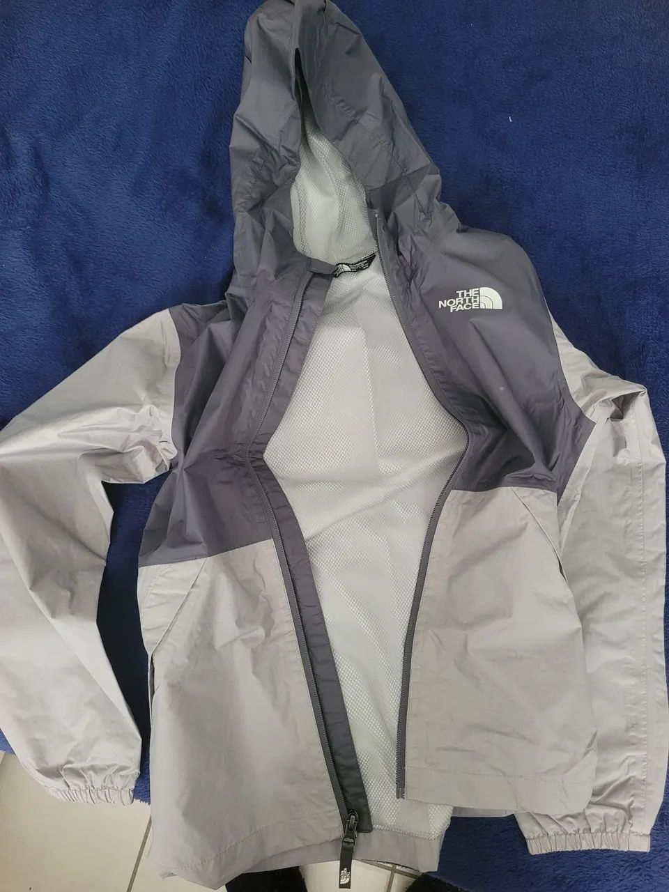 Jaqueta impermeável North face tam 10/12