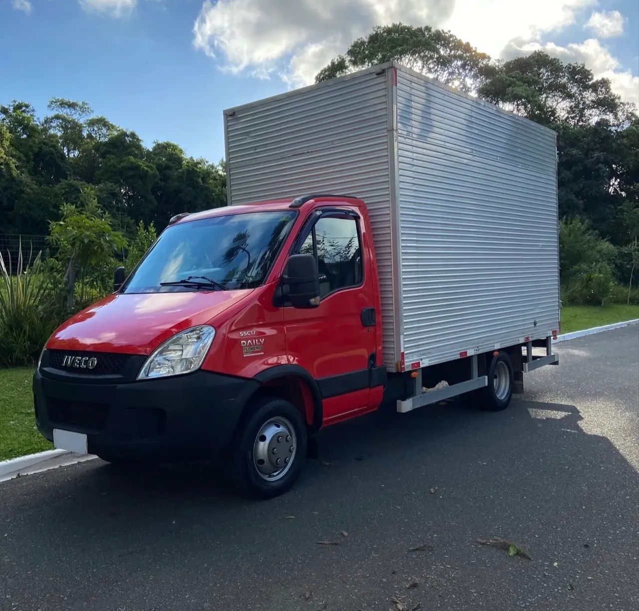 Iveco Daily  Baú 