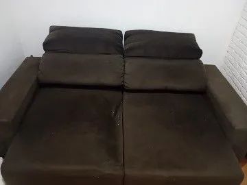 Sofá retrátil dois lugares, com uma pequena avaria do lado esquerdo.  - Foto 3