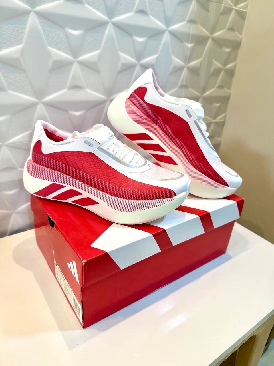 Adidas HyperBoost Edge - Tamanho 37