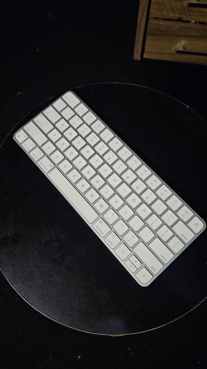 Teclado Apple Magic Keyboard 2 geração 