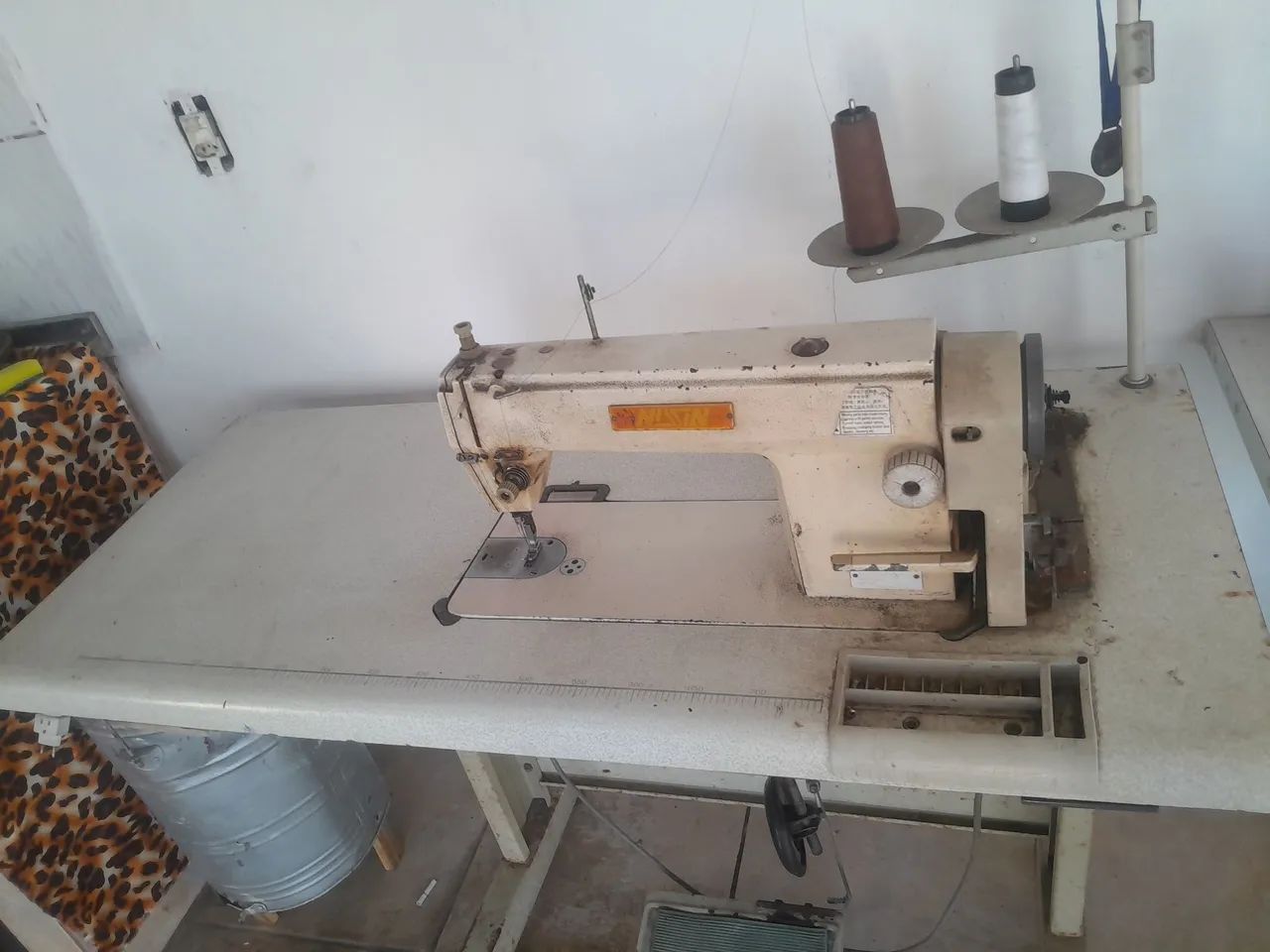 Industrial Straight-Stitch Sewing Machine