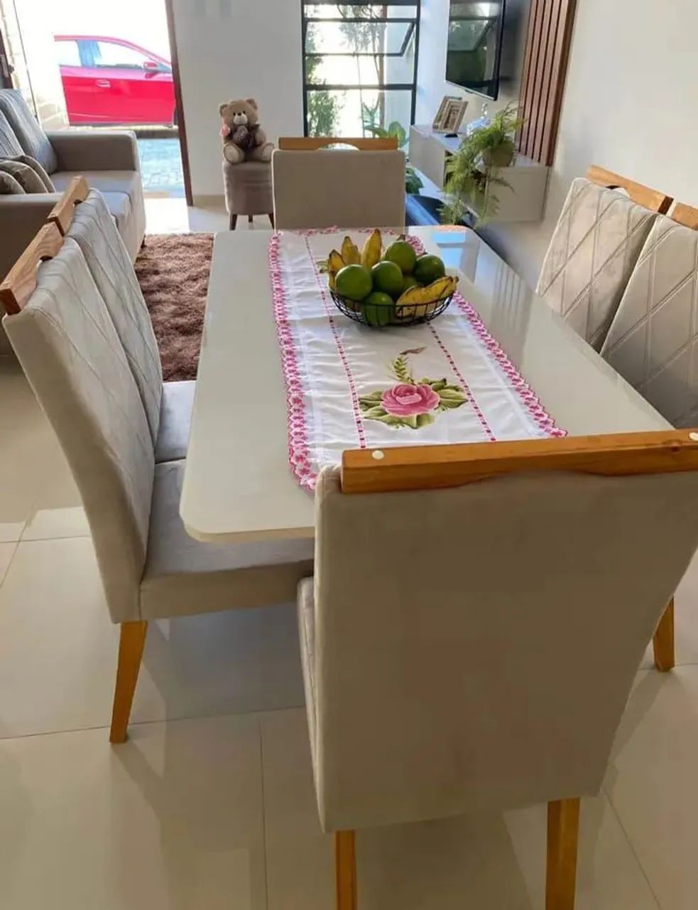Mesas e cadeiras disponíveis  - Foto 4