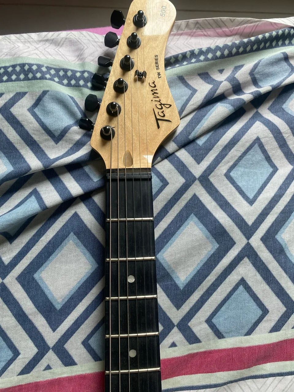 Guitarra tagima excelente  - Foto 3