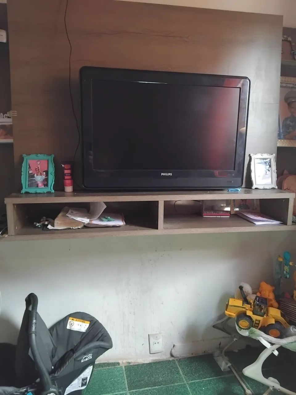Vendo TV de 32 polegadas nao e smart está sem controle  - Foto 2
