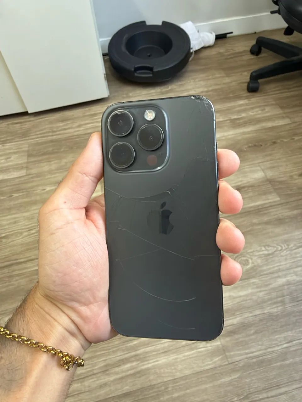 iPhone 15 Pro - Foto 2