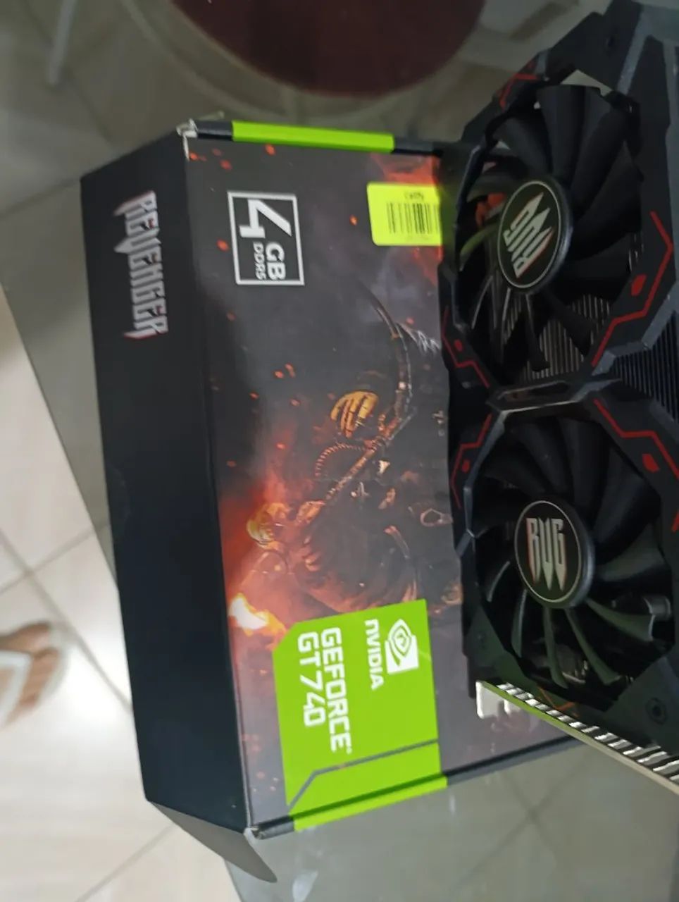 Placa de vídeo GT 740 - Foto 2