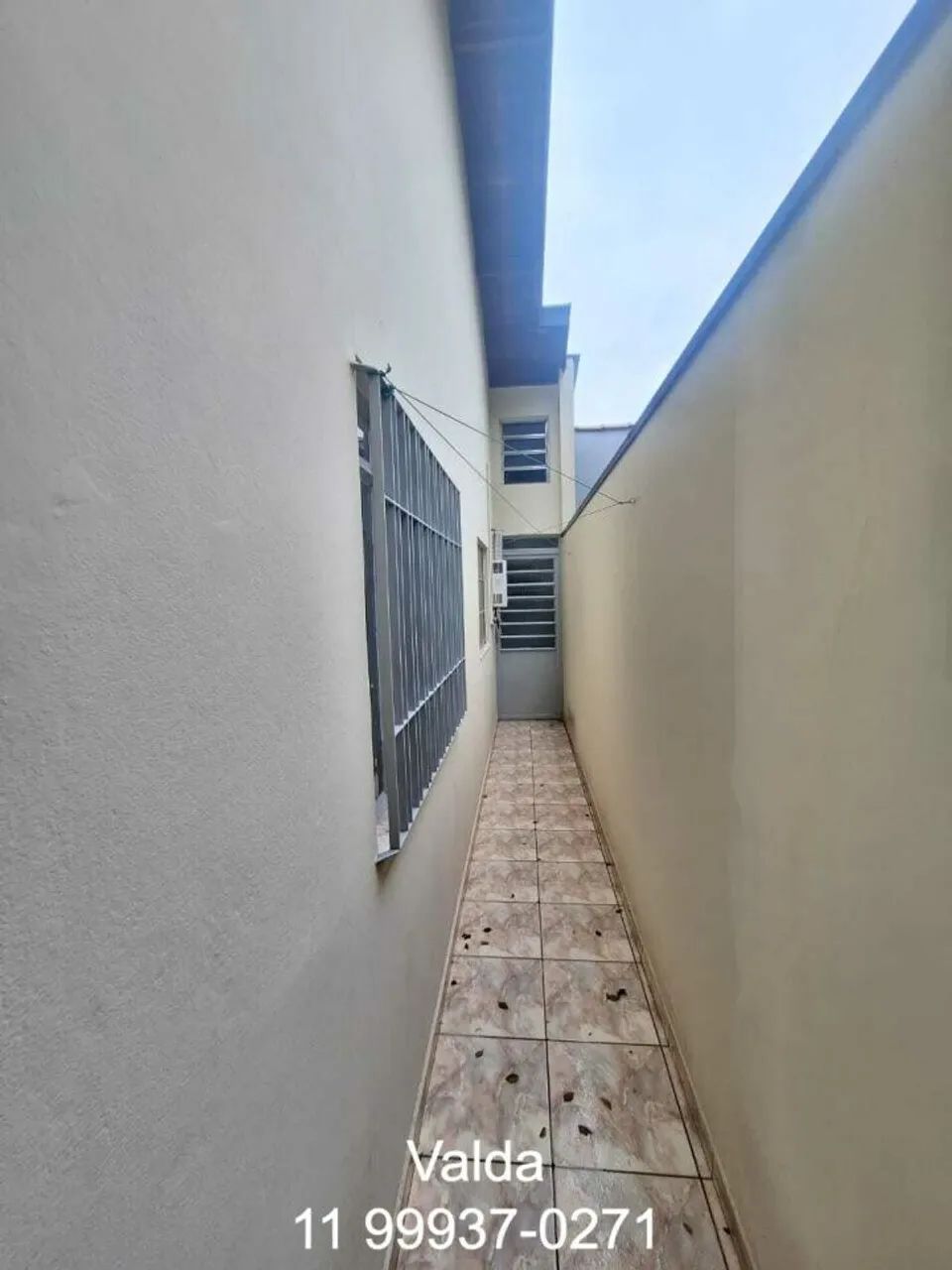 Linda casa para alugar. Próxima de comércios e transporte público. - Foto 4