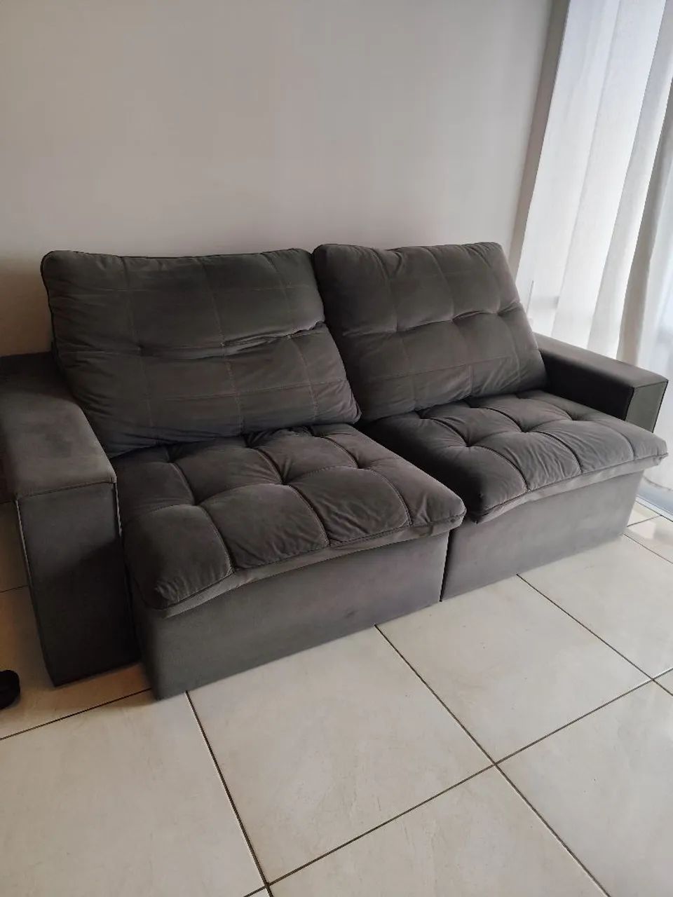 Vende se Sofá retrátil e reclinável 