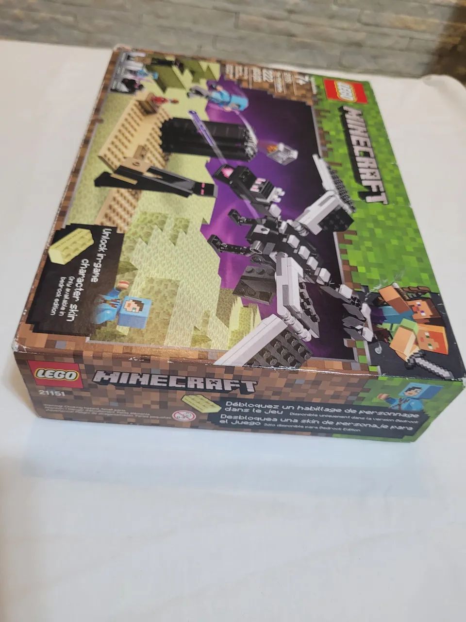 Lego Minecraft a batalha final 21151 com 222 peças  - Foto 5