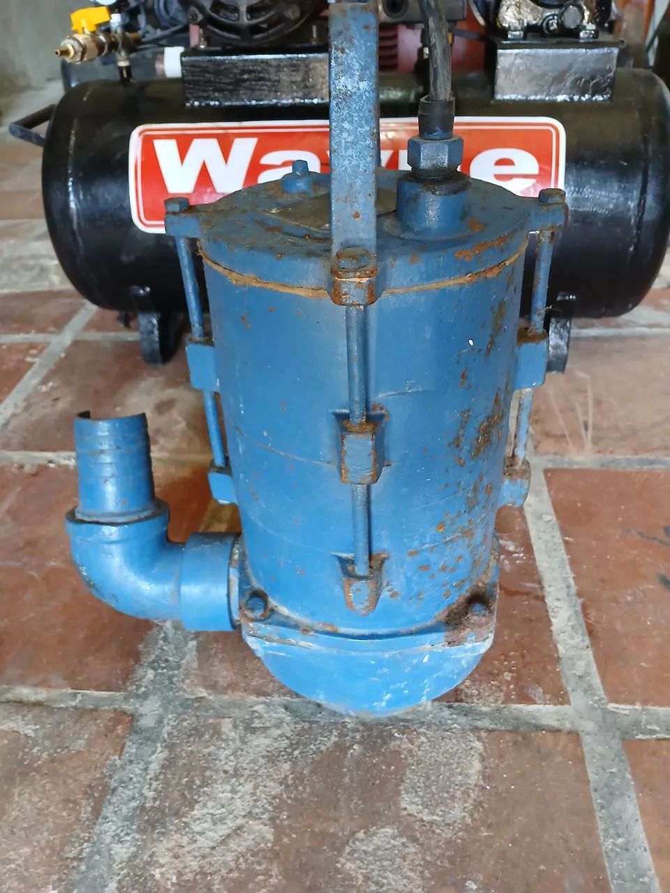 CENTRÍFUGA MERGULHÃO 1CV MONOFASICA