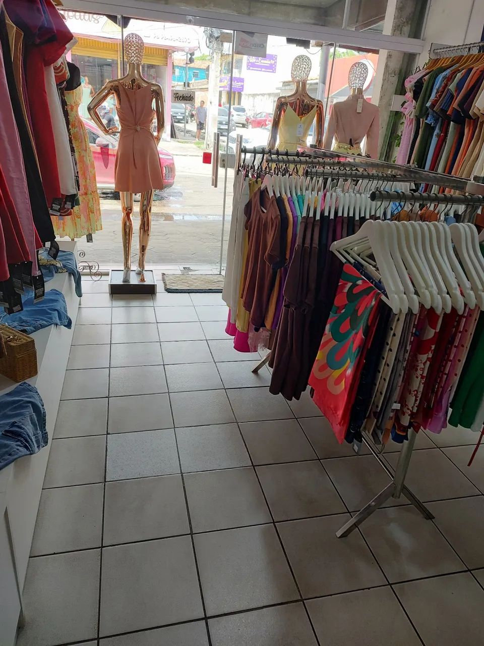 Loja de Roupas à Venda com Estoque e Clientela!     - Foto 4