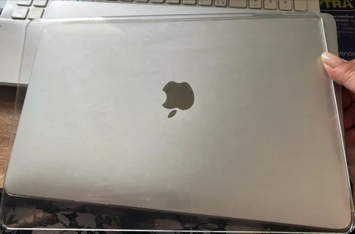 MacBook Pro 13? (2017) | Intel i5 | 8GB | 256GB | Muito Conservado