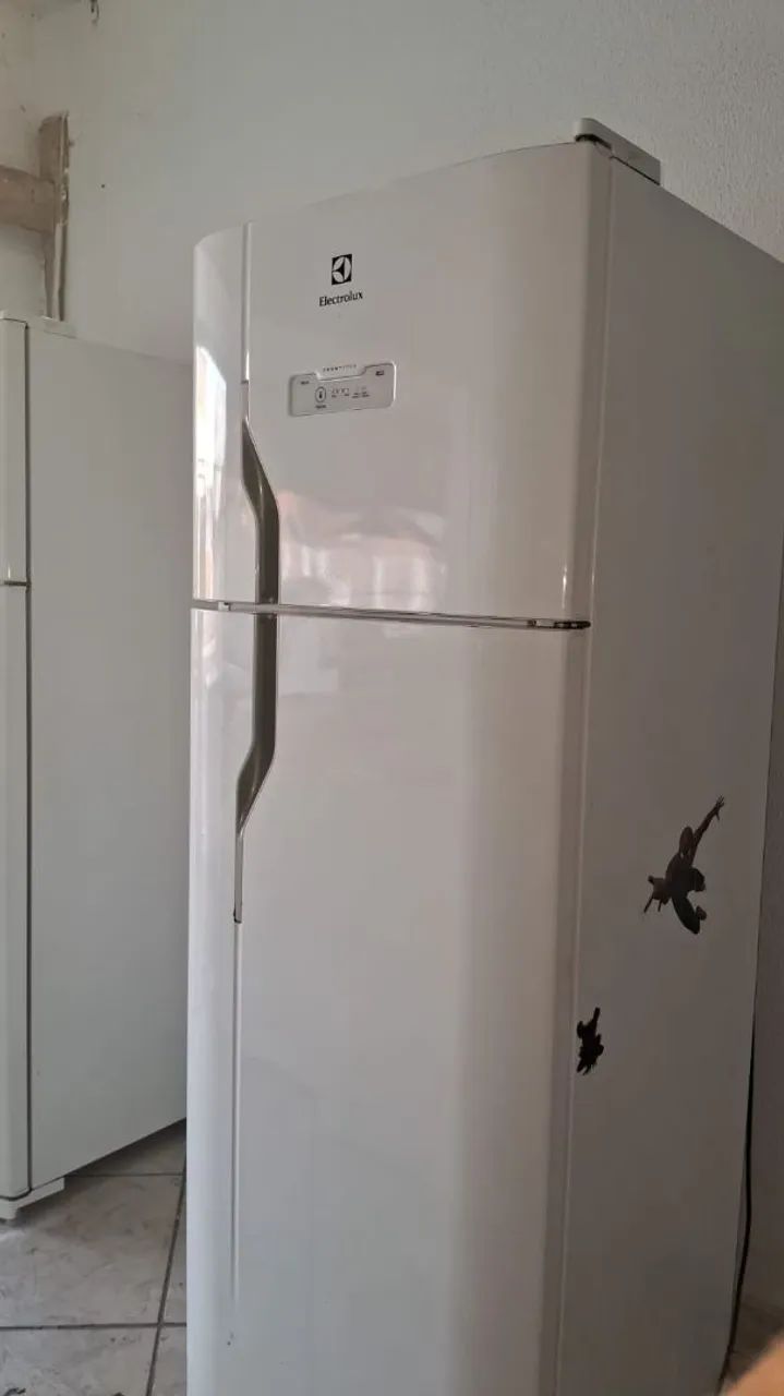 GELADEIRA 