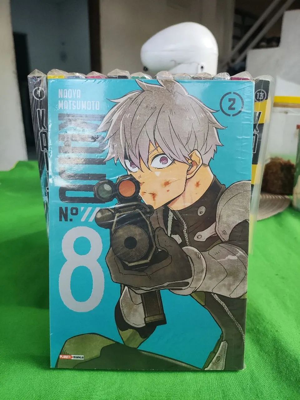 Mangá Kaiju no8. - Foto 3