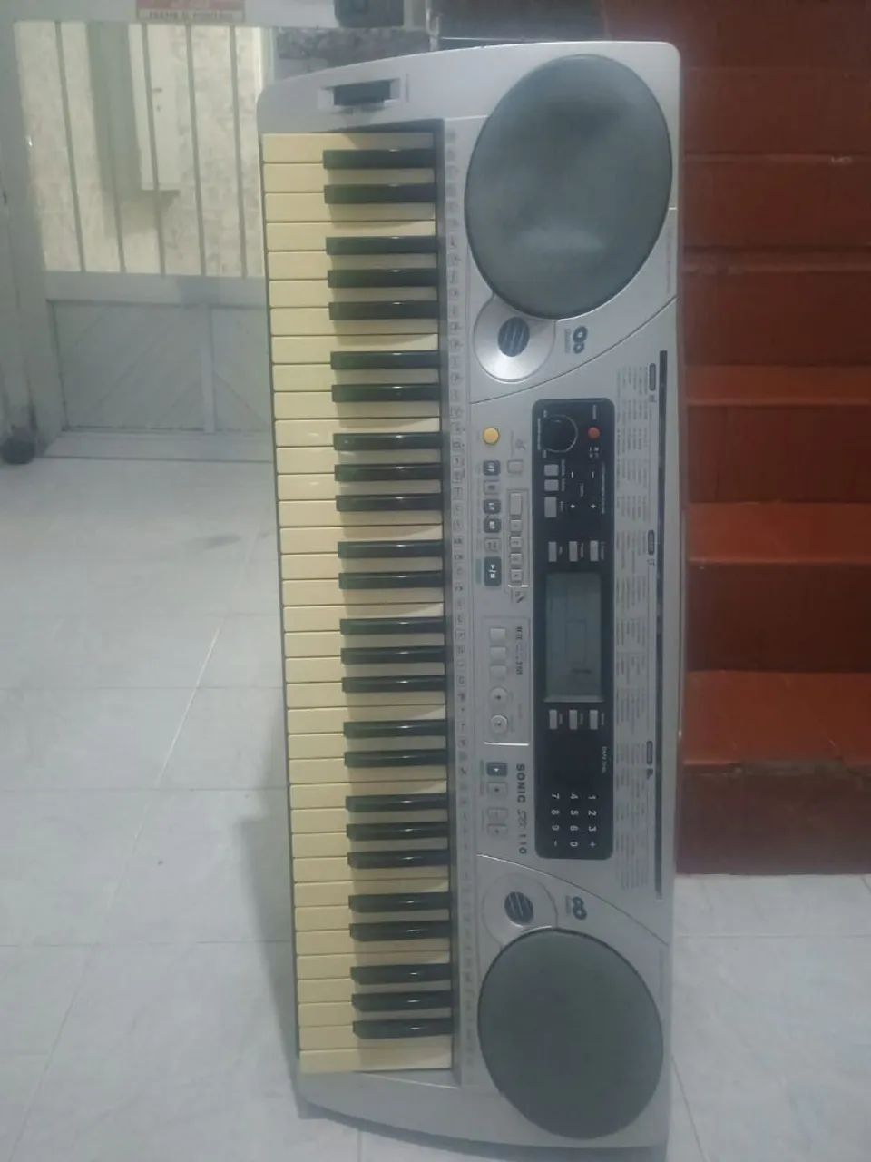 Teclado instrumento musical