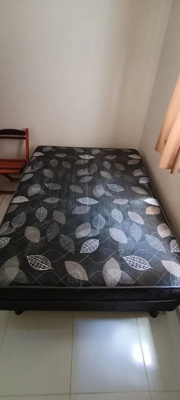 Cama casal de molas