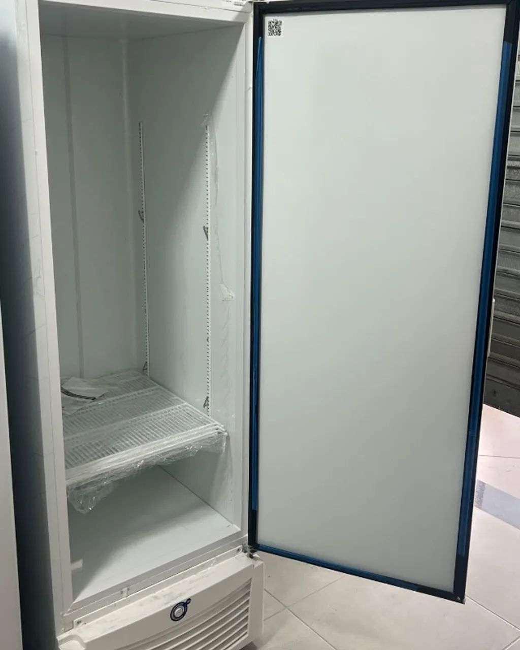 Freezer Vertical 569L (resfria e congela) - Foto 2