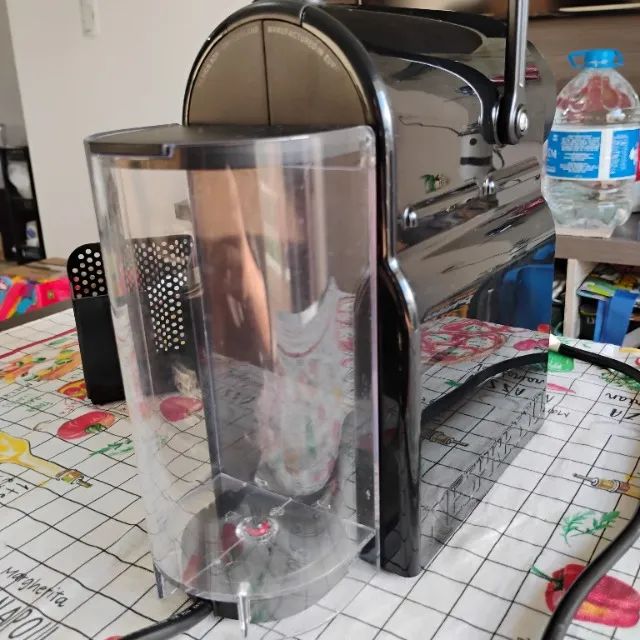 Cafeteira Nespresso Inissia D40. Preto. 110V. - Foto 5