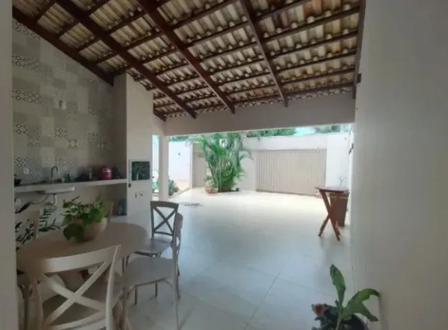 VENDO CASA NA PRAIA DO MEIO RT106