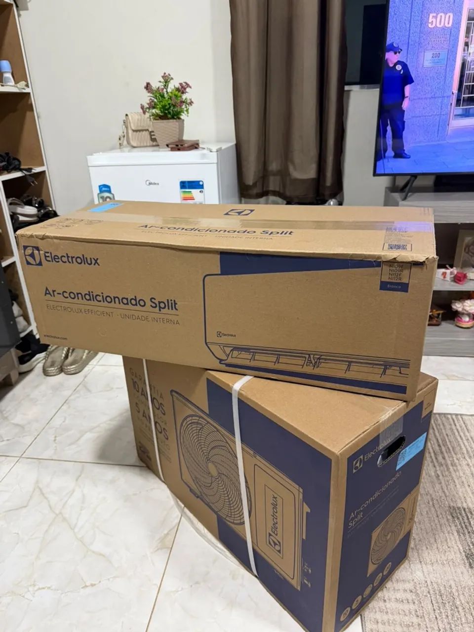 Ar-Condicionado Electrolux split 12000 BTUS lacrado - Foto 2