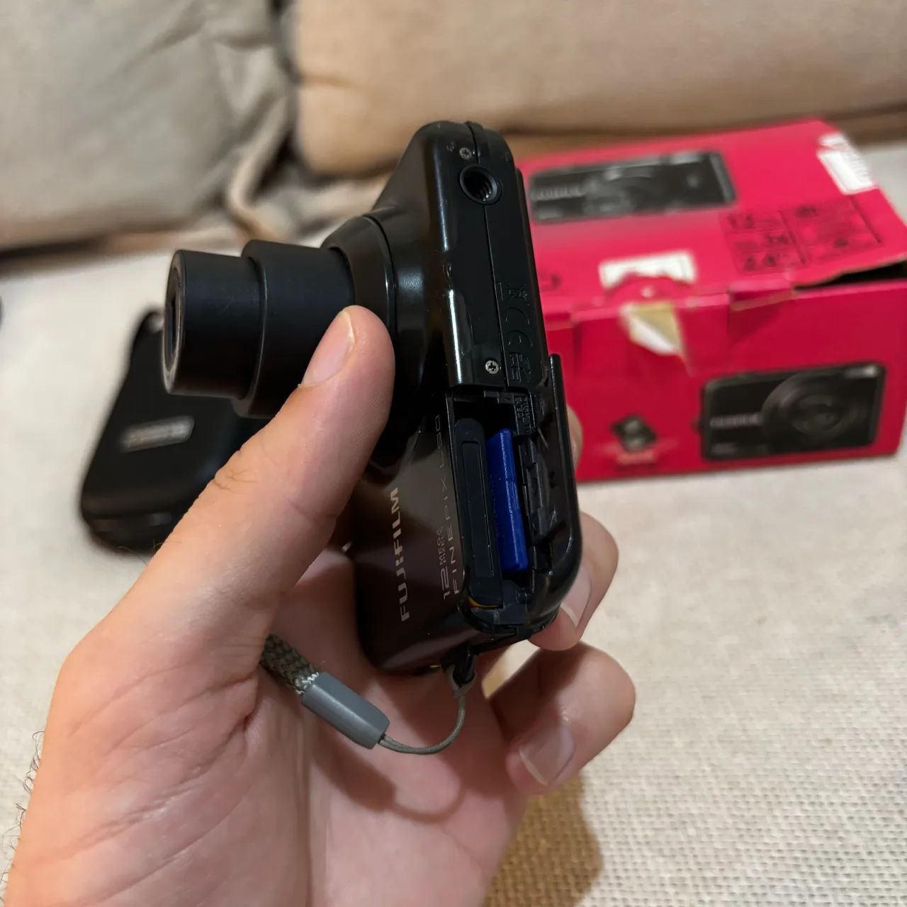 Fujifilm FinePix L50 Digital Camera420251887459389445