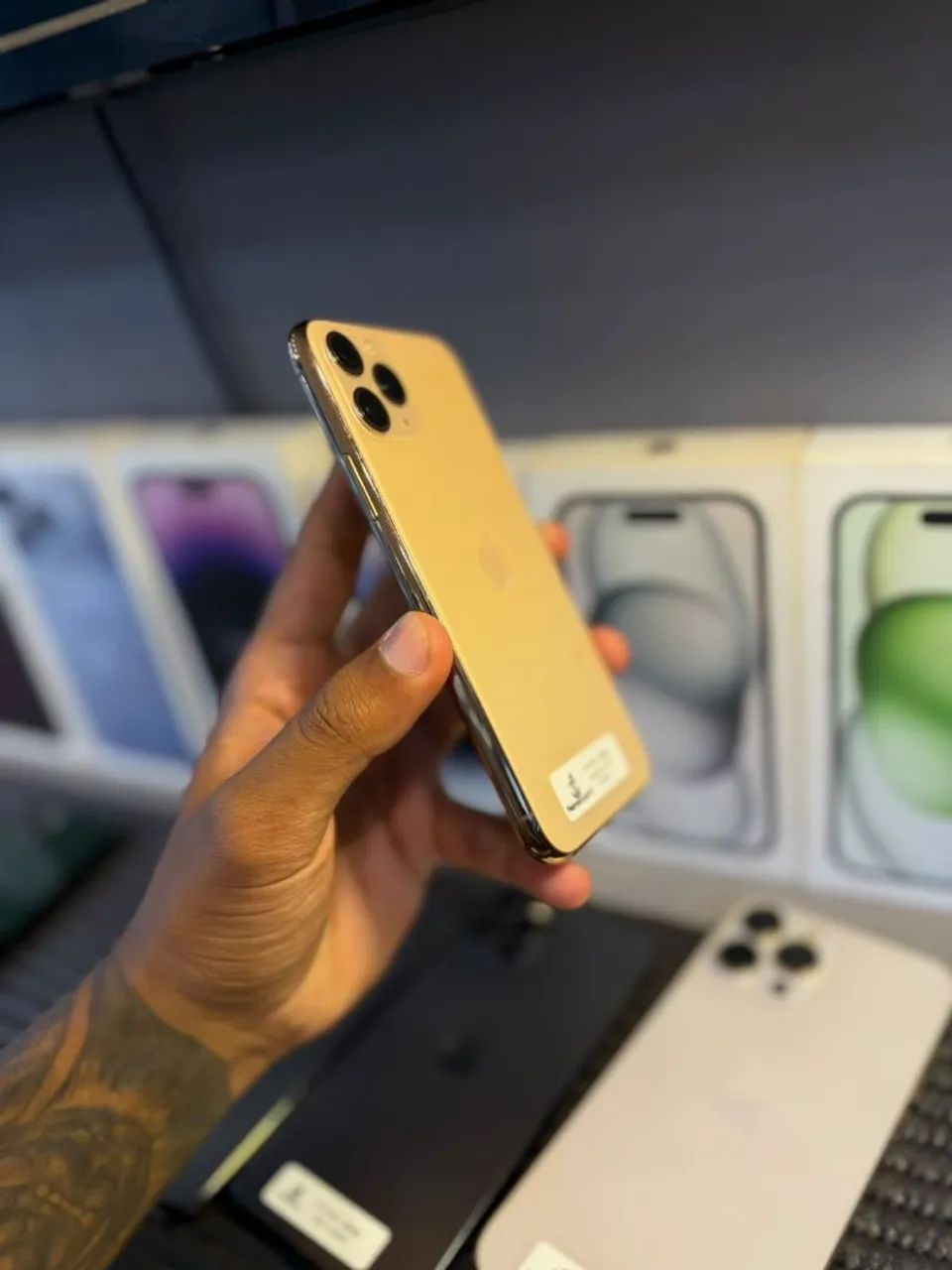 IPHONE 11 PRO 64GB<br>R$ 1.299 - Foto 2