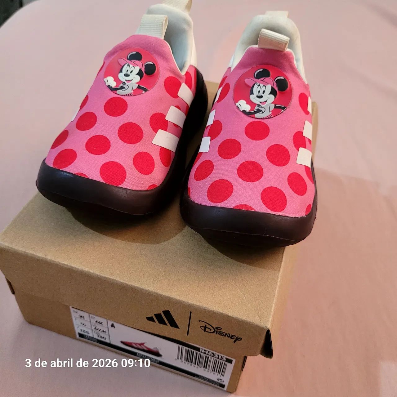 Adidas monfit Minnie tam 21