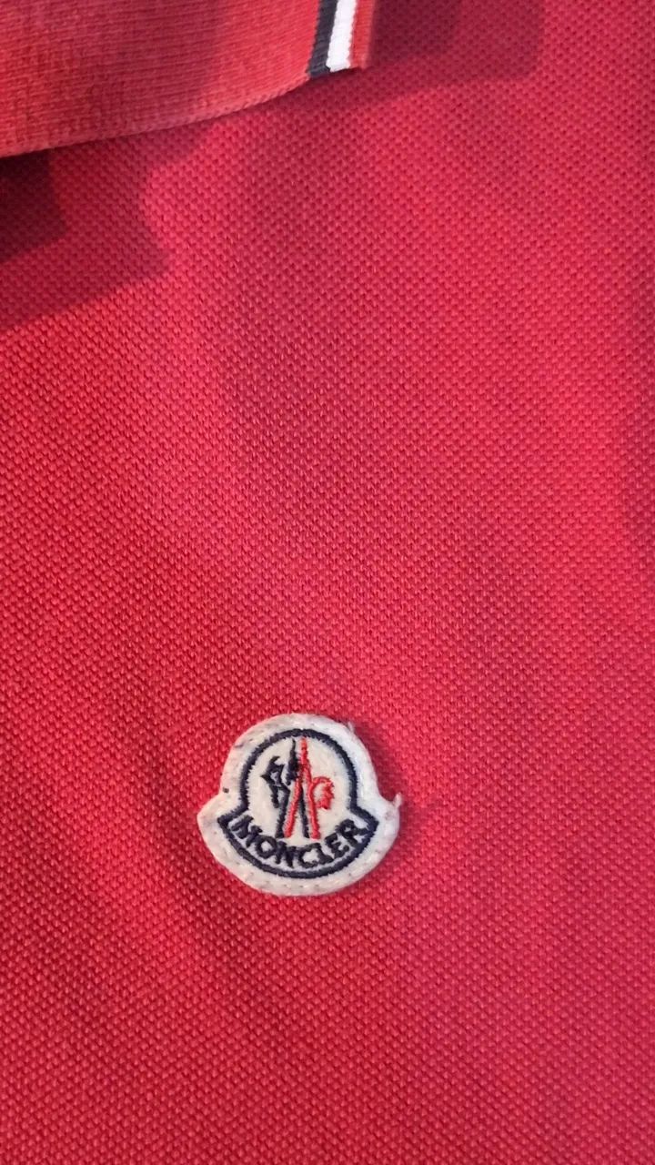 Camisa polo moncler tamanho P - Foto 2