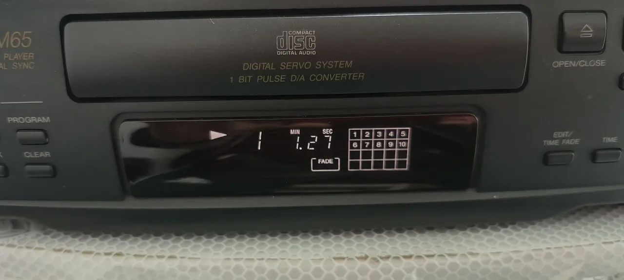 CD PLAYER SONY CDP-M65 FUNCIONANDO. 