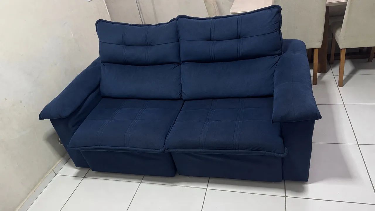 Sofá retrátil e reclinável 